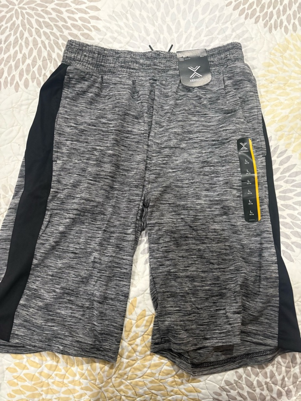 Xersion Men's Grey Heather Athletic Shorts with Black Side Panels